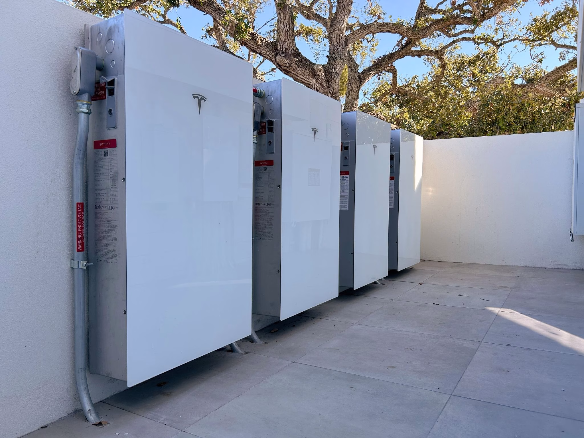 CKR Solar - Blog - Hurricane Resilient Solar Design: Engineering Solar and Battery Systems to Withstand Extreme Weather