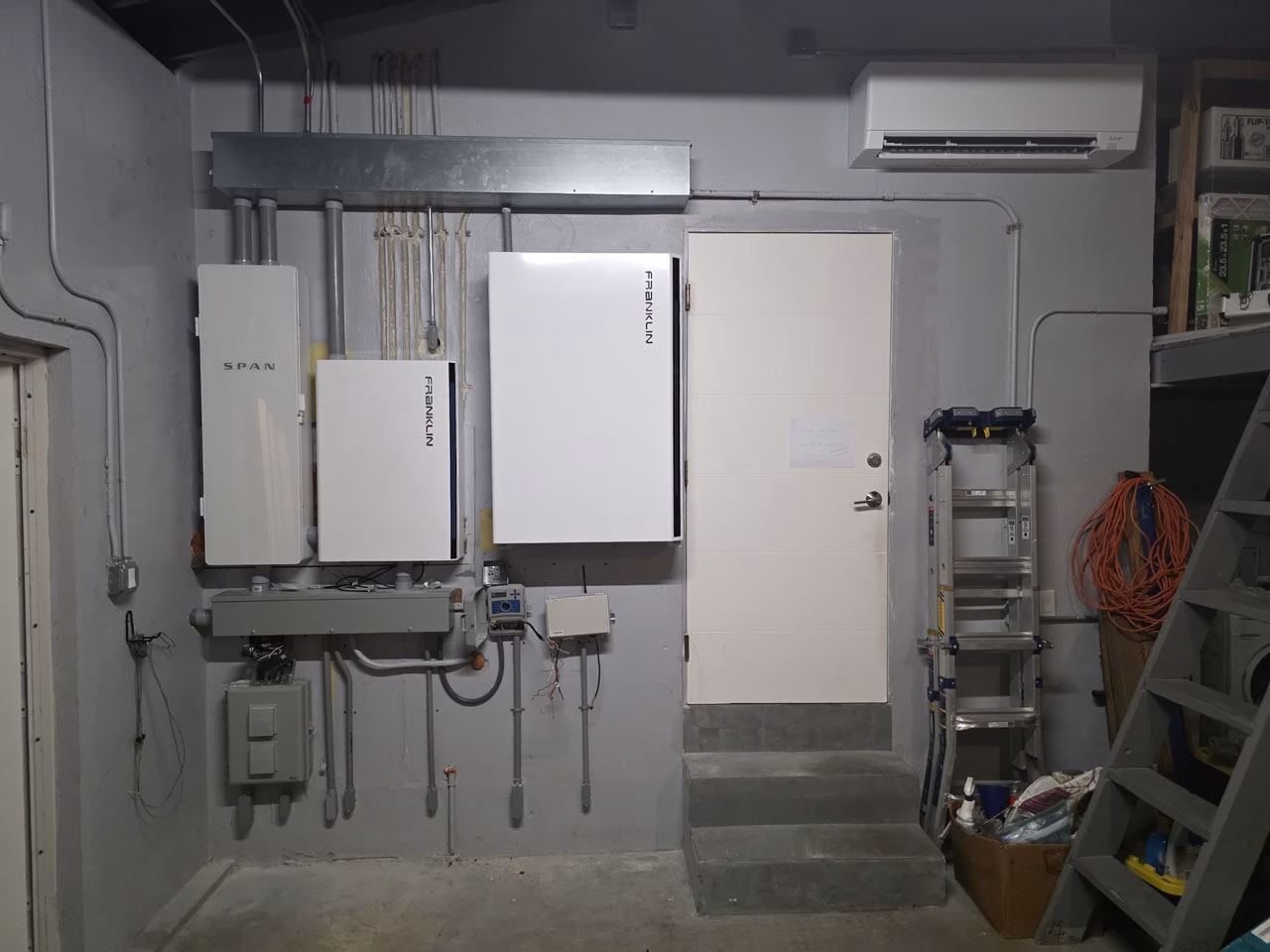 CKR Solar - Tampa Bay Solar Battery Backup: How to Choose the Right System for Your Existing Solar - Franklin